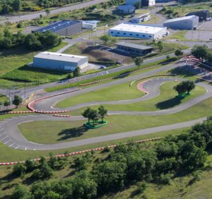 Un tour du circuit de Karthors avec Jonathan Caron