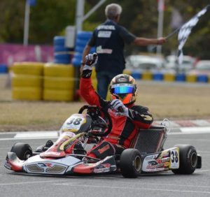 Un deuxième titre de champion de France 2018 pour DR D Racing à Varennes ! Un deuxième titre de champion de France 2018 pour DR D Racing à Varennes !